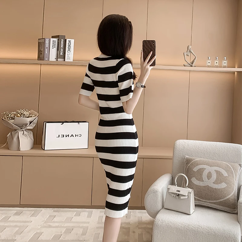 Black White Striped Knitted Dress Women Korean Summer Short Sleeve Comfortable Ice Silk Knitted Dress Elegant Midi T-Shirt Dress