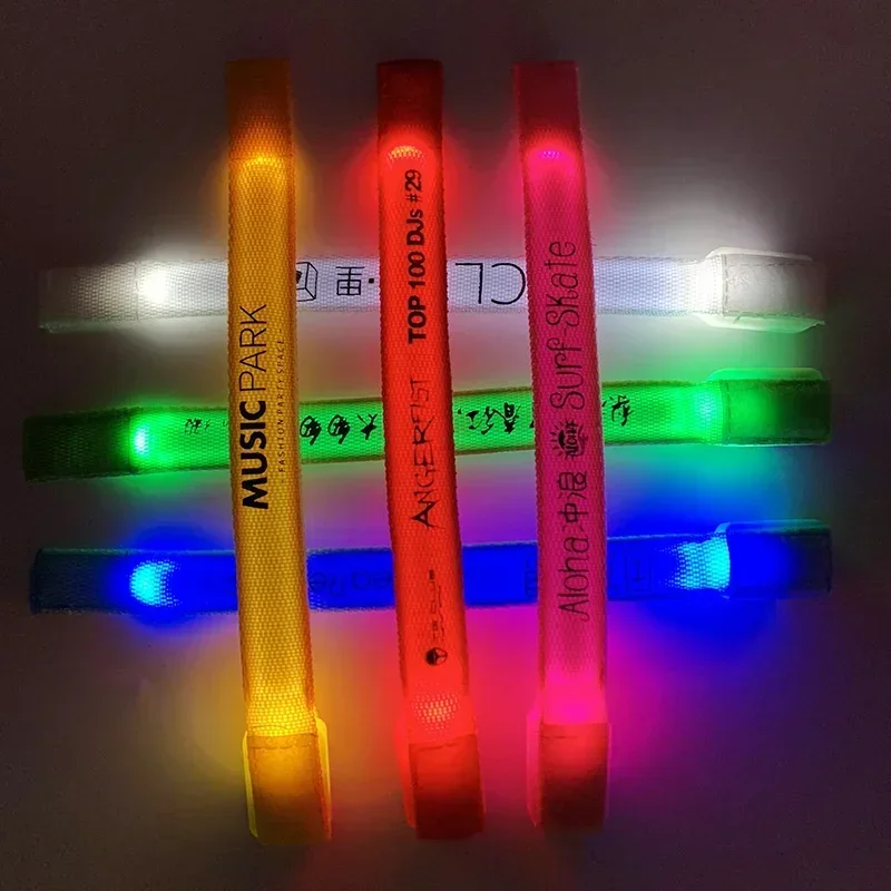 Pulsera luminosa Led para concierto, fiesta, Bar, pulsera luminosa con Velcro, correa de muñeca deportiva luminosa LED, suministros para fiestas