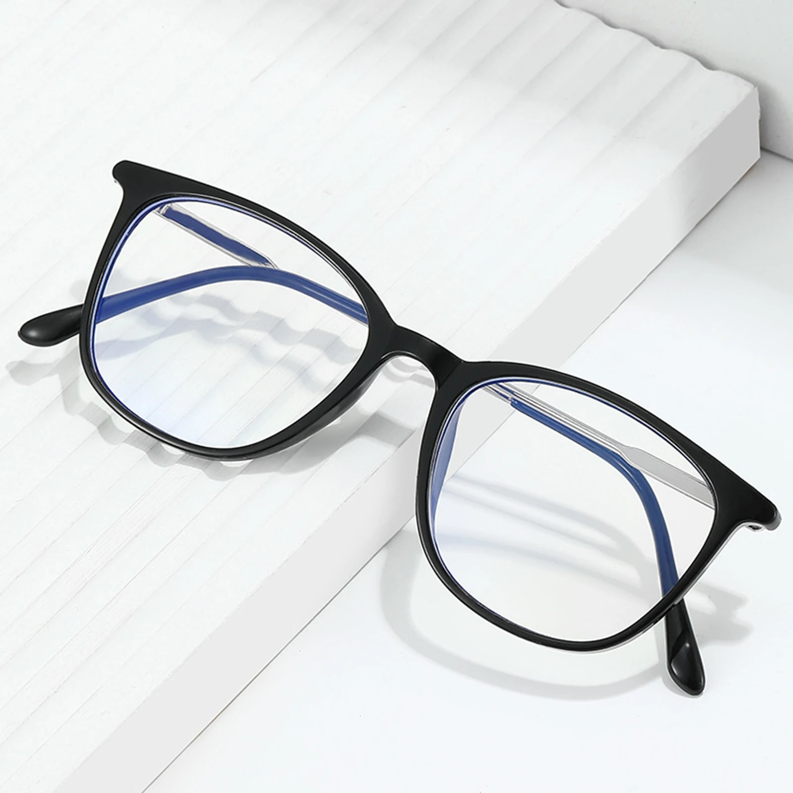 Ultra Light Color-Changing Glasses Anti-dazzle Glare Large Uniqu Super Light Multiple Color Options Glasses