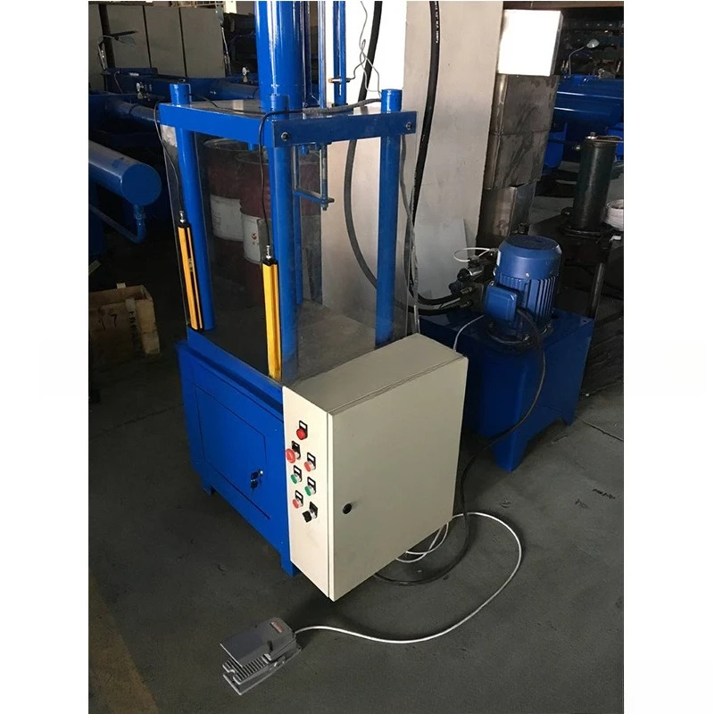 

Four-column hydraulic press, riot helmet press molding machine