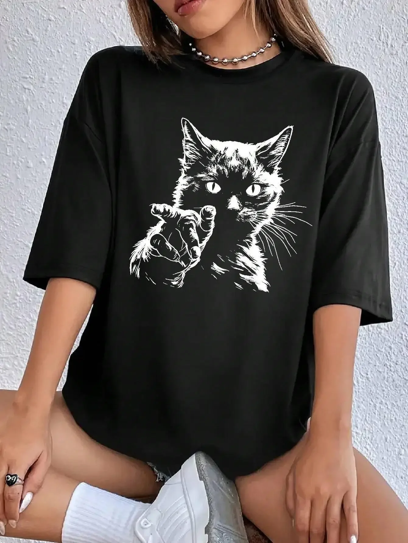 Women T-shirt Personality Cat Drawing Printed Tee Shirt Summer Oversized Tops Fashion Street O-neck Female Clothes