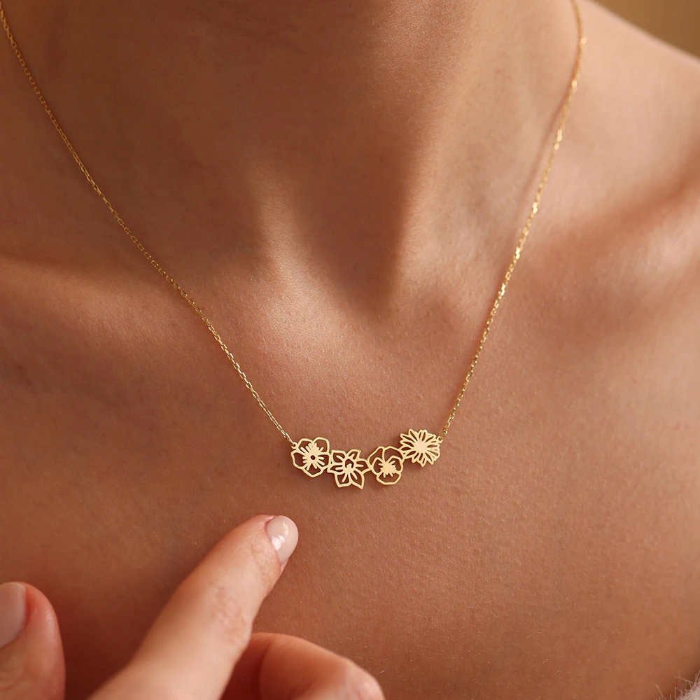 

Personalized Custom Birthday Flower Necklace, Romantic Flower Pendant, Exquisite Flower Design, Surprise Gift For Mom,Party Gift