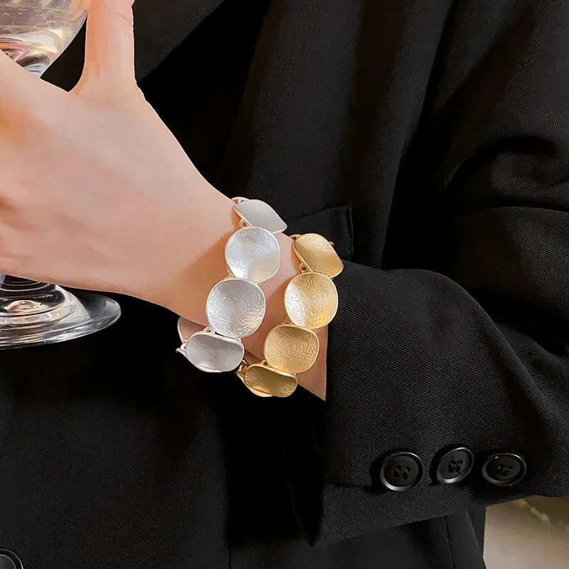 

round Splicing Bracelets Cold Bangles Fashion Simple Design Luxury for Women Ornament