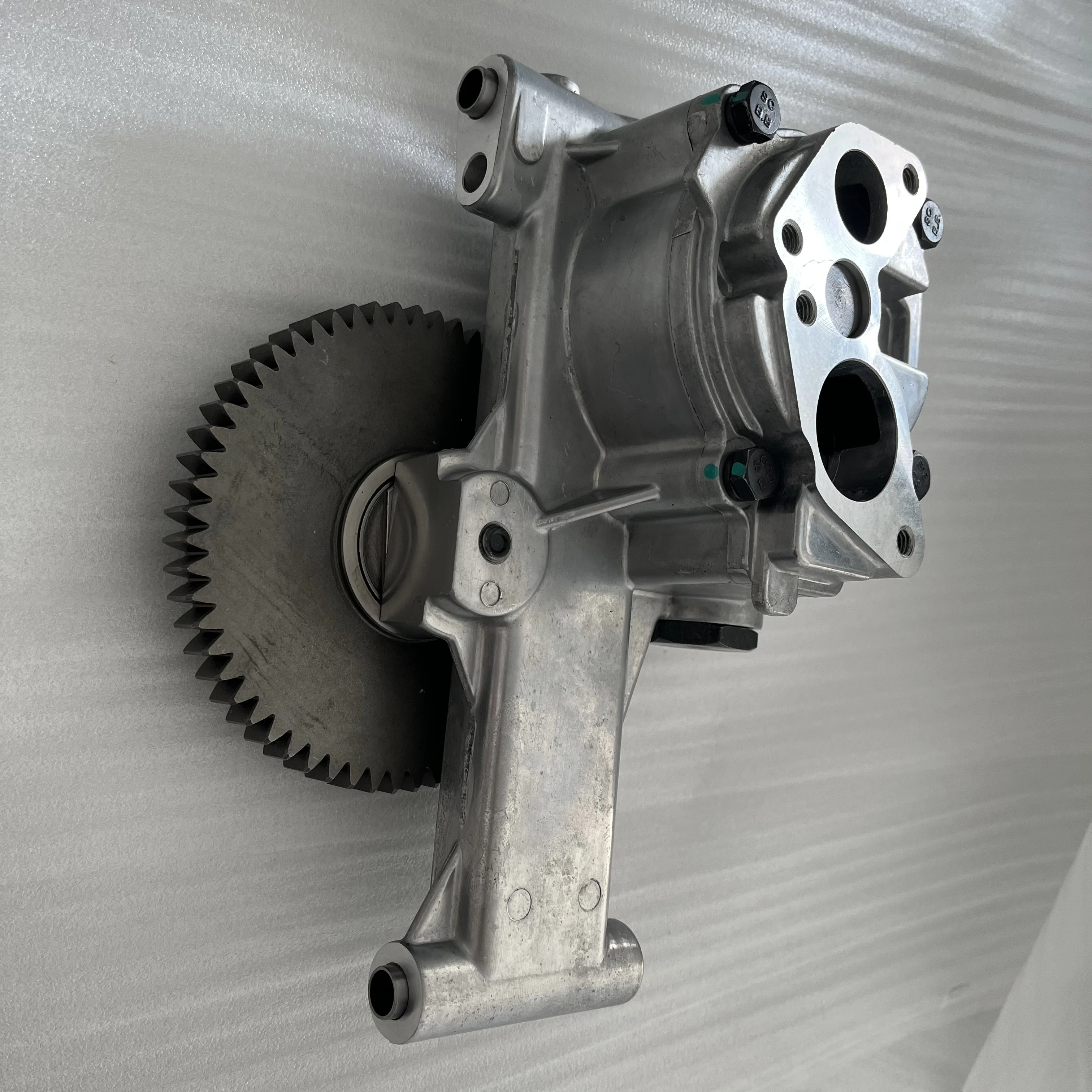 

Excavator R1600 Underground Mining Loader C15 Engine Parts Oil Pump 233-5220 Water Pump 352-2077 Fuel Injectors 212-3463