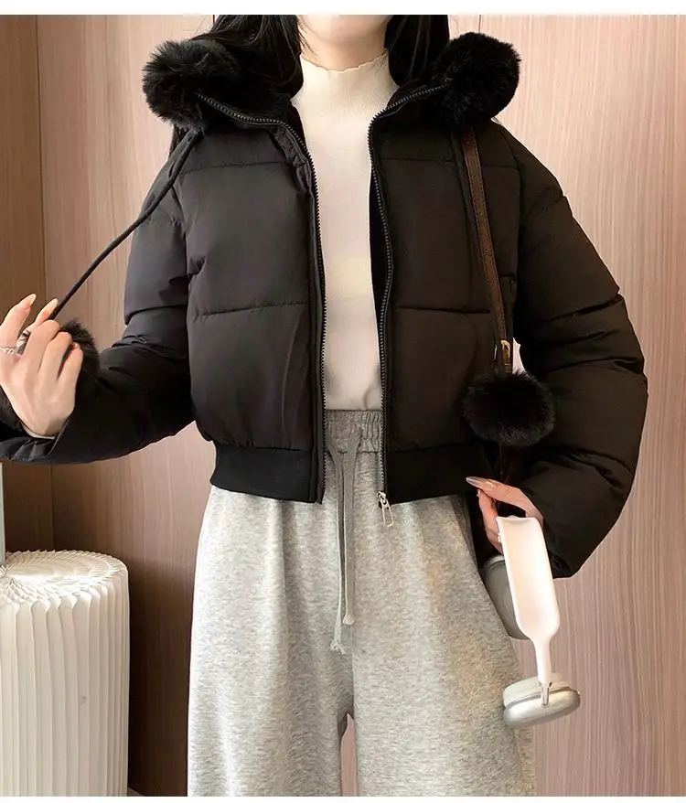 2027 Winter New High End Big Fur Collar Workwear Down Cotton Jacket Women's Fashion Short Thicken Cotton Female Parkas Coats