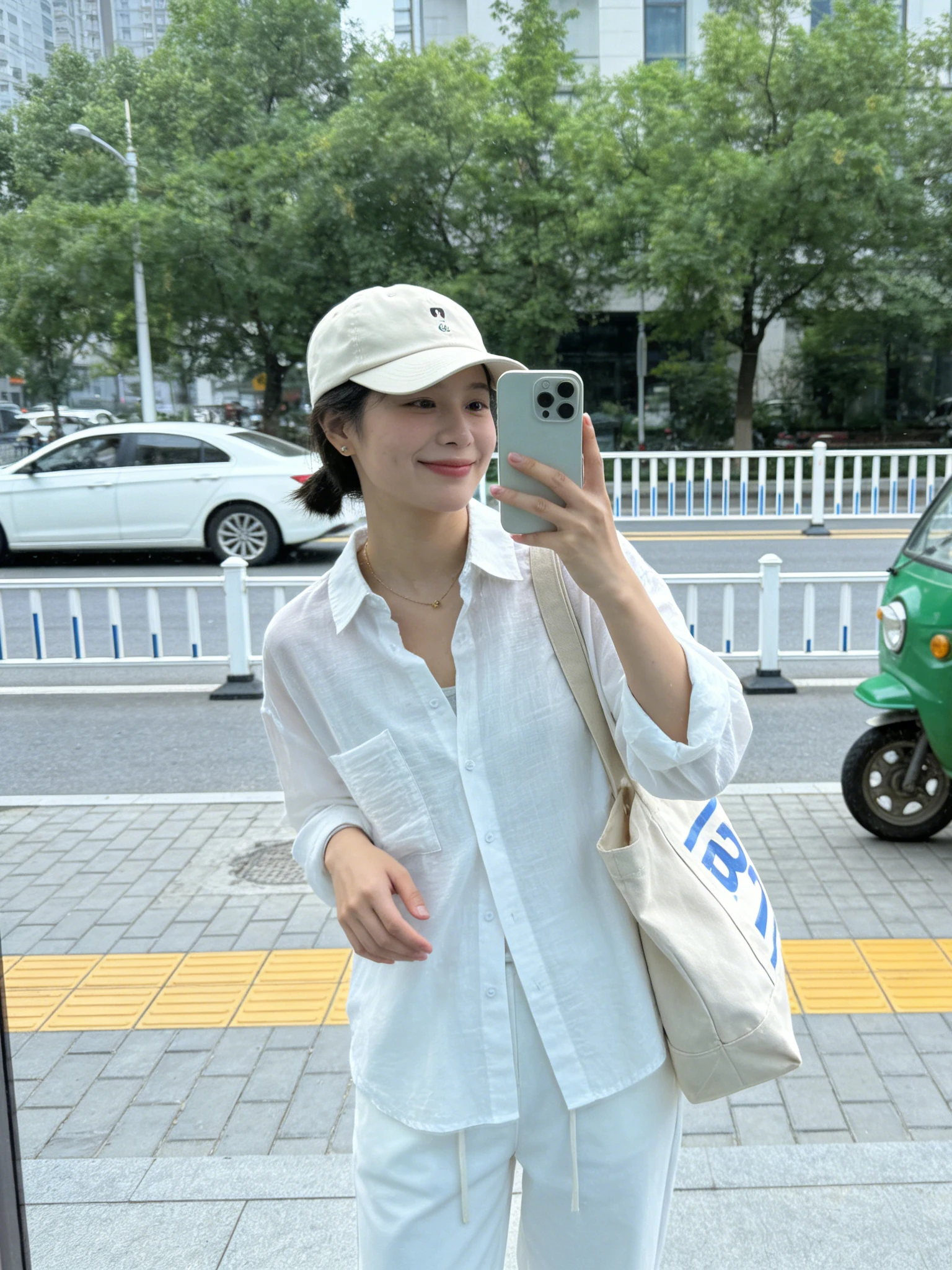 

White Linen Ice Silk Women's Shirt Thin Summer Spring Season Small Size Sunscreen Outerwear Air Conditioner Coat Collar