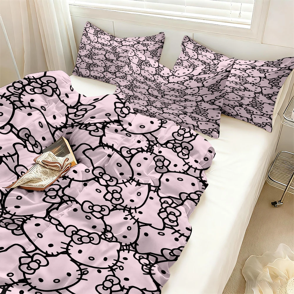 

Sanrio Hello Kitty Minimalist Quilt Cover is a comfortable and lightweight quilt cover suitable for all skin types.