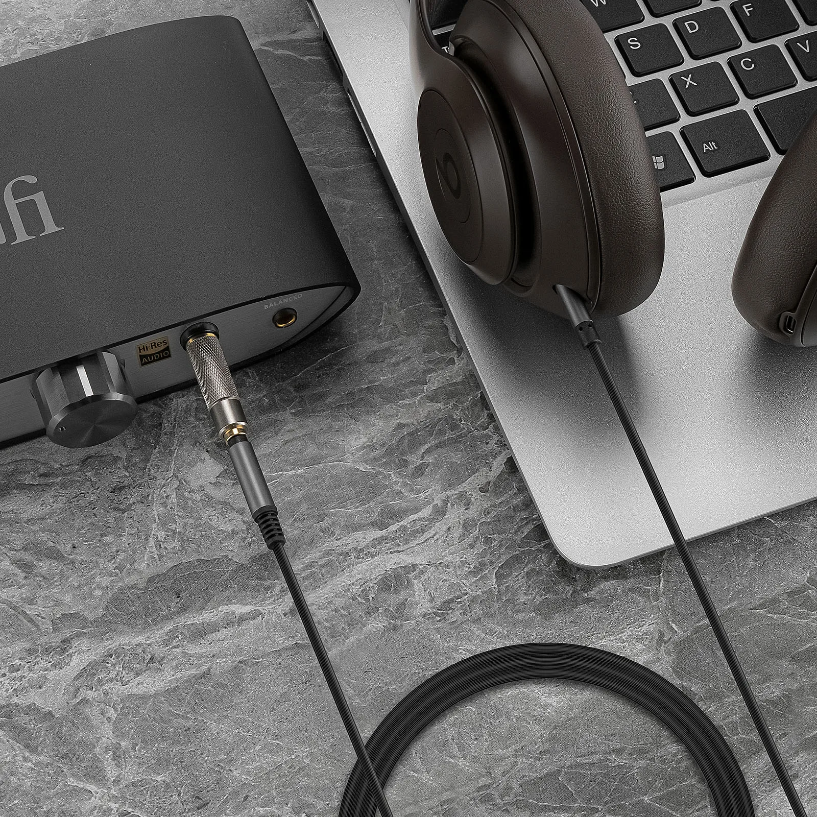 สายสัญญาณเสียง Geekria เข้ากันได้กับ Beats Studio Pro, Solo 4, Solo 3, Solo 2, Solo, Studio 3, Studio 2, Studio, Pro, Mixr