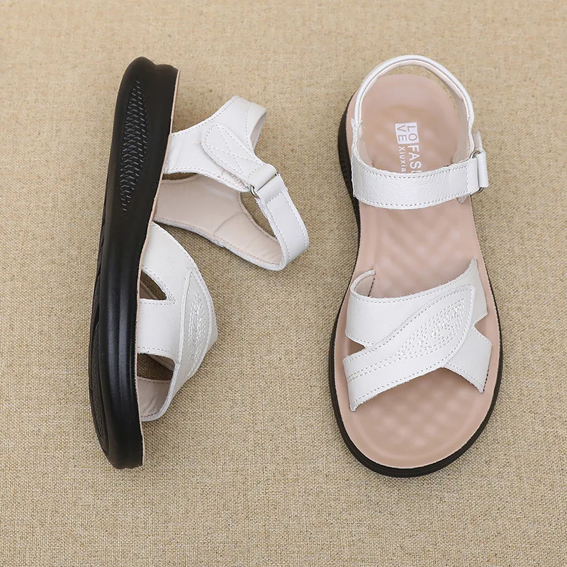 Summer New Leather Women\'s Sandals Woman Flats Non-slip Soft Bottom Sandals Elderly Beach Comfort Casual Shoes Walking Shoes