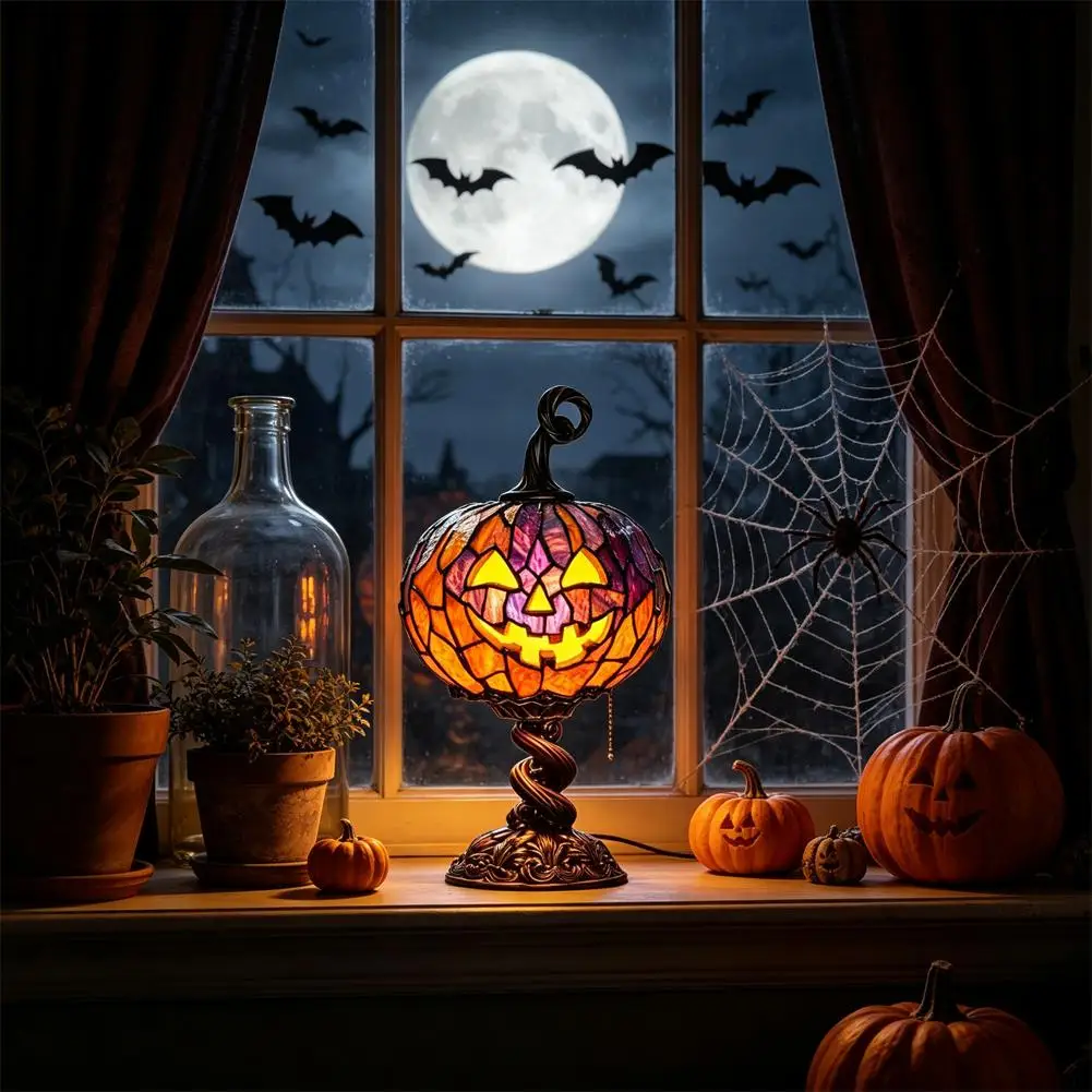Halloween Pumpkin Table Lamp Vintage Style Resin Pumpkin Night Light USB Powered, Desktop Decor Ornament Creative Night Light