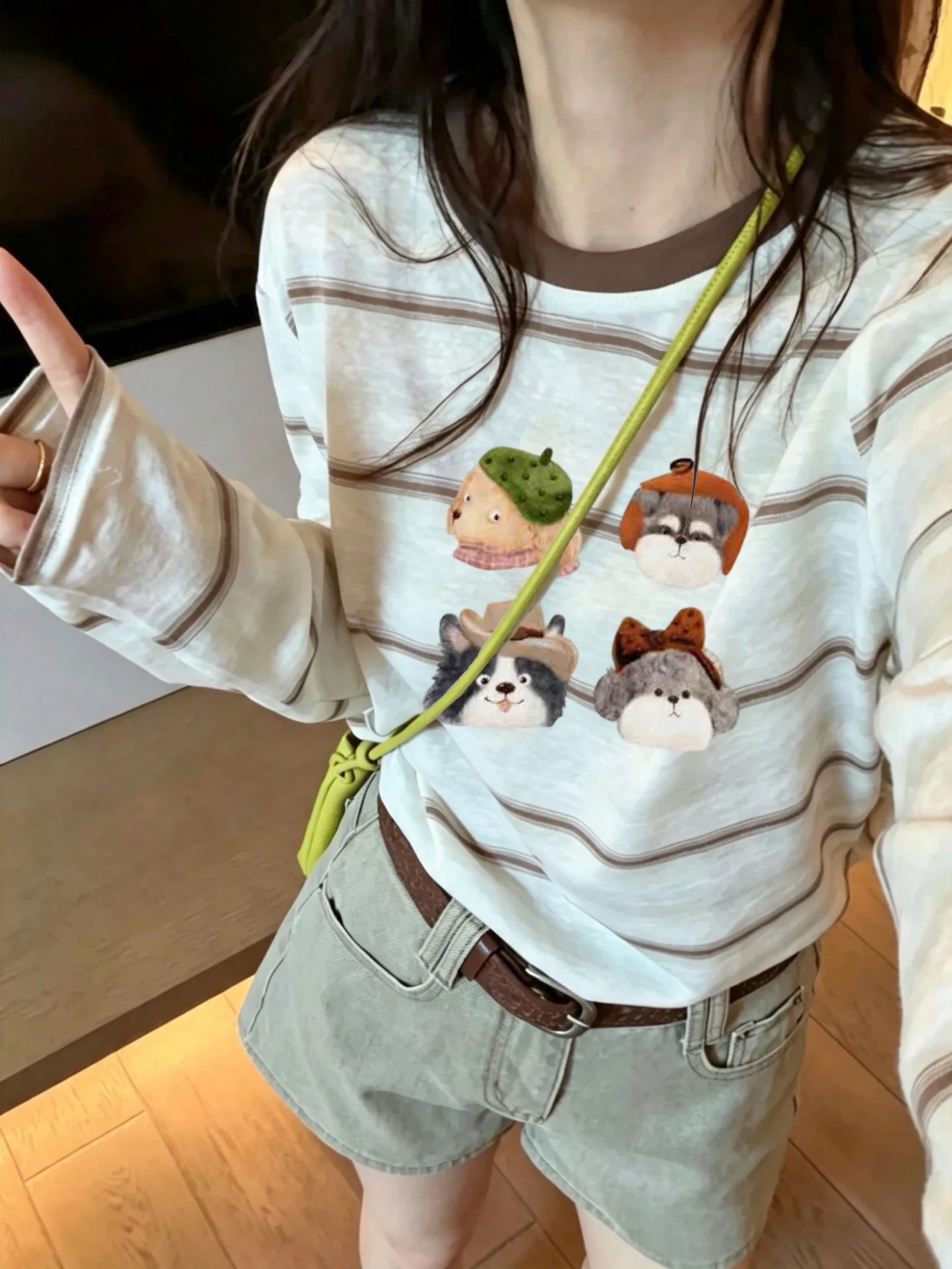 Retro Korean Long Sleeve T-Shirt Women's Cartoon Print Anti-Aging White Stripe Snowflake Cotton Sunshade Cover up