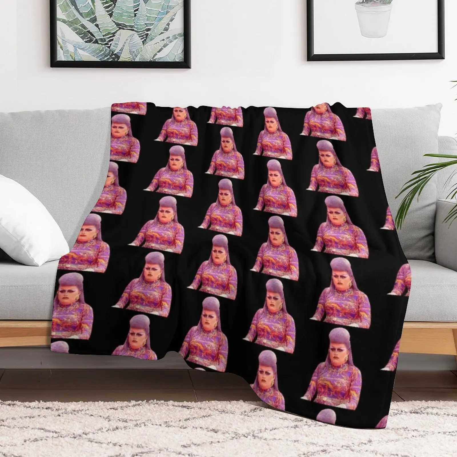 Lawrence Chaney Drag Race UK Throw Blanket Warm Fashion Sofas Hair Stuffeds Blankets