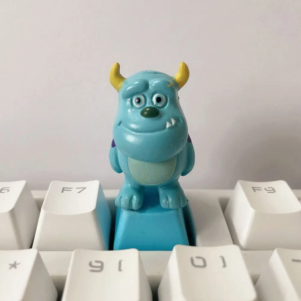 Disney cartoon three-dimensional three-eyed pudding dog keycap cross axis mechanical keyboard keycap R4 universal accessories