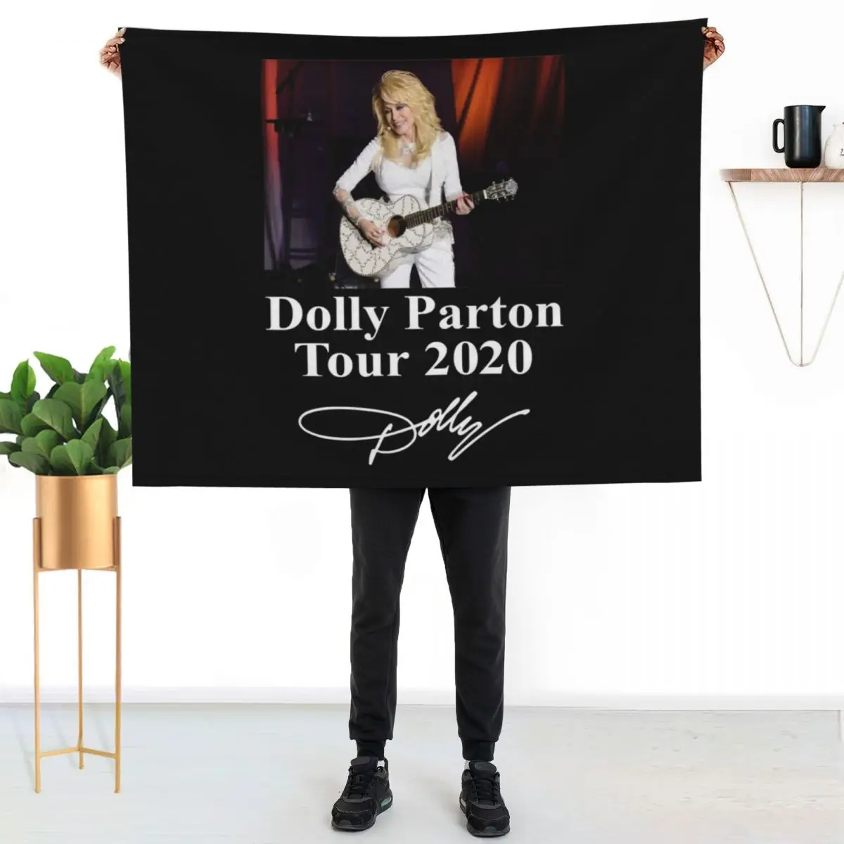 

Retro Dolly Parton's Gifts Music Tour 2021 Throw Blanket Cozy Light Blanket for Travel Camping Picnic