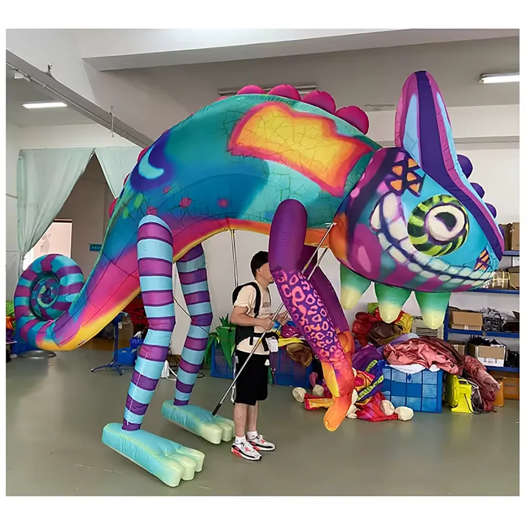 Giant Inflatable Seahorse/Mosquito/Parrot/Chameleon Puppet Carnival Parade Walking Creative Performance Props for Advertising