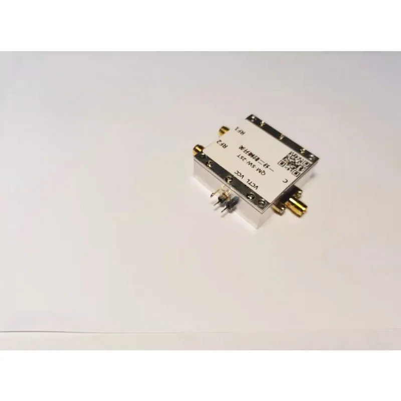 0.1-6 GHz RF switch SPDT one point two, routing, high isolation, microwave electronic switch