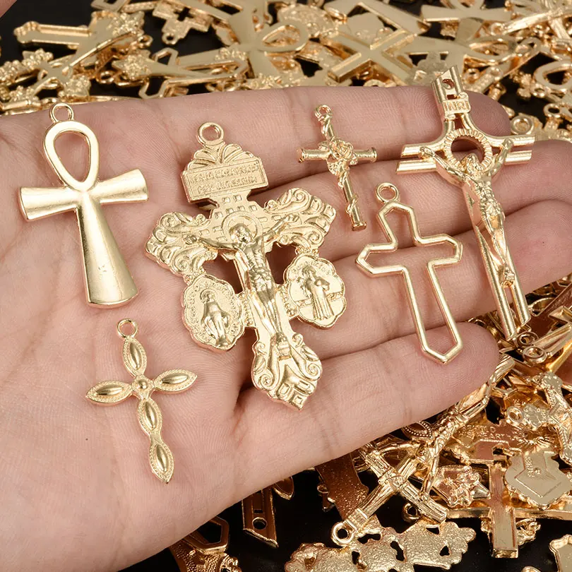 

30pcs Randomly Mixed Kc Gold Color Cross Series Pendant Alloy Material Creative Design Sense Accessories Handmade Diy Earring