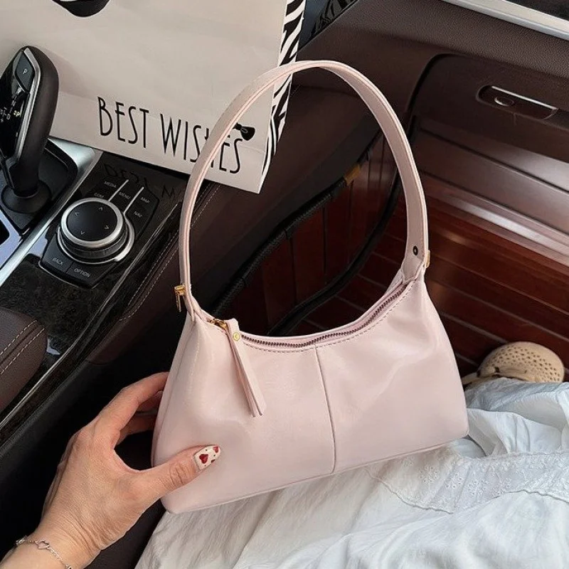 

Fashionable Leather Women's Shoulder Bag High-End Luxury Brand Elegant Edge Trendy Vintage Commuter Bag​