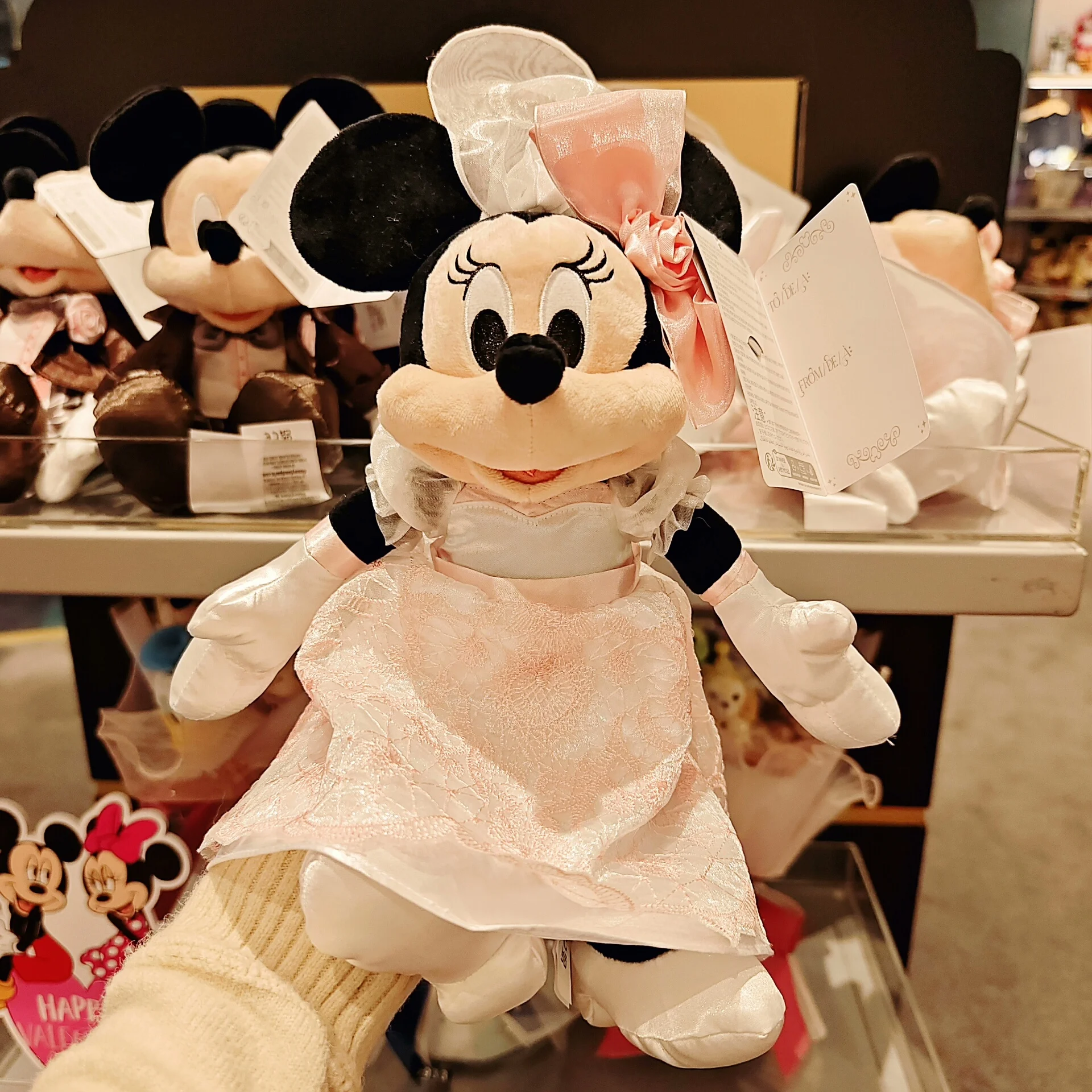 Hong Kong Disneyland Mickey and Minnie Wedding Dress Doll Gift Cartoon Soft Toy Couple Doll