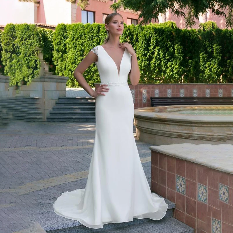

2021 V-Neck Short Sleeve Satin Backless Sheath Wedding Dress Sweep Appliques Bride Dress Bohemian Beach Boho