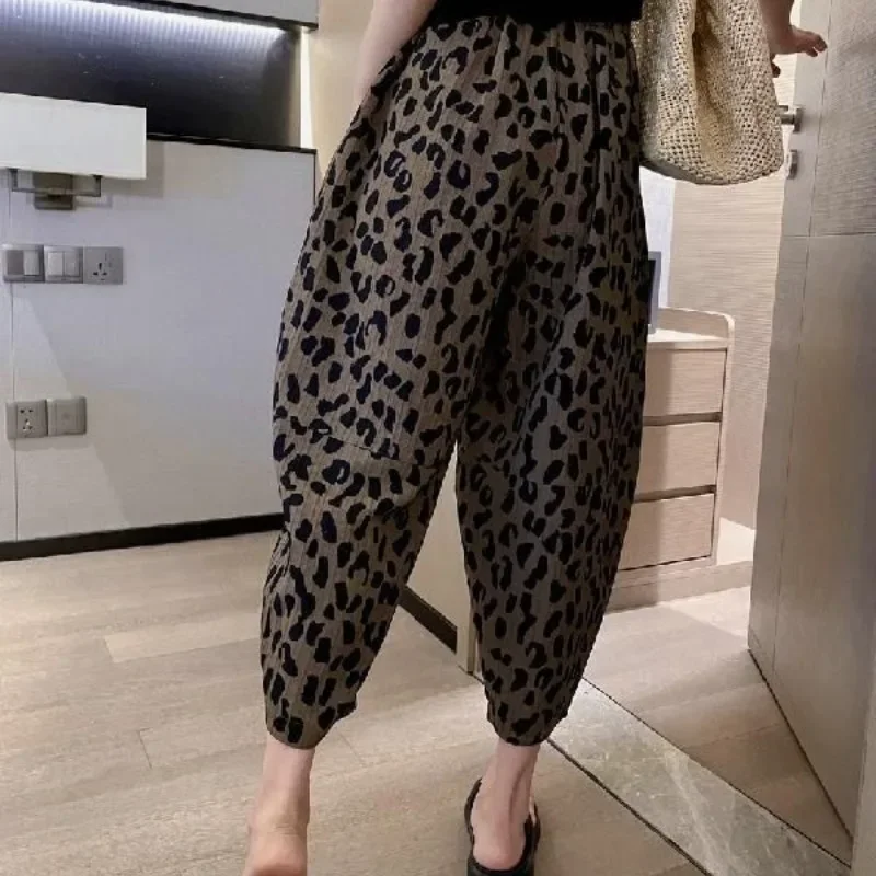 

Women's 2024 Summer New Patchwork High Waited Elasticized Pocket Leopard Loose Elegant Casual 9-point Harlan Carrot Pants