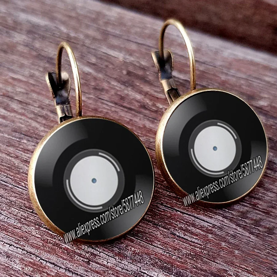 Retro CD Record Women Stud Earring Disc Classic Music Gramophone Record 15mm Glass Cabochon Girl Earrings Gift for Music Loves