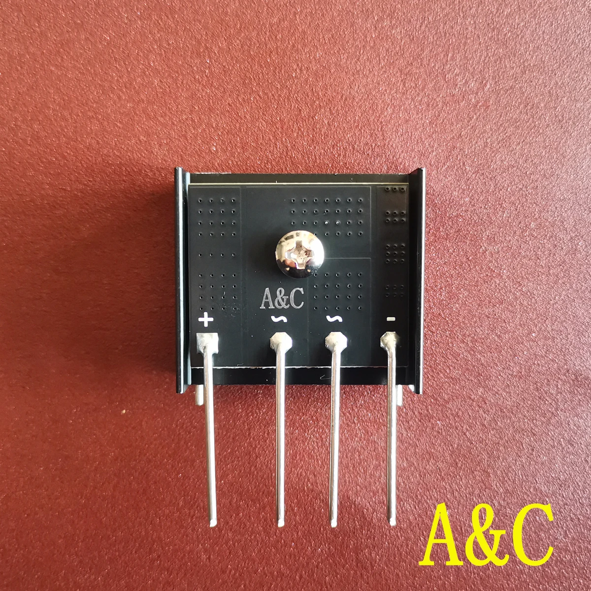 Ultra-High-Speed Fast Recovery Low-Noise Rectifier Bridge Square Bridge / Flat Bridge 40A 200V Upgraded GBJ Bridge