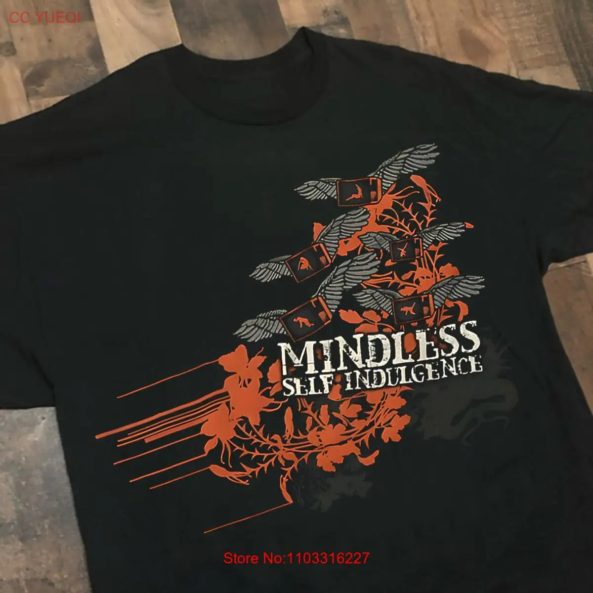 Мужская футболка с коротким рукавом и ремешком Мужская футболка с коротким рукавом и ремешком