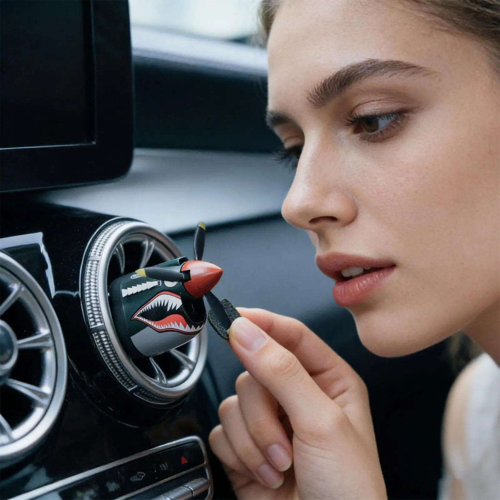 

Автомобильный освежитель воздуха «Акулий нос» с пропеллером, долговечный ароматизатор для автомобиля в виде самолета-истребителя, диффузор для ароматерапии