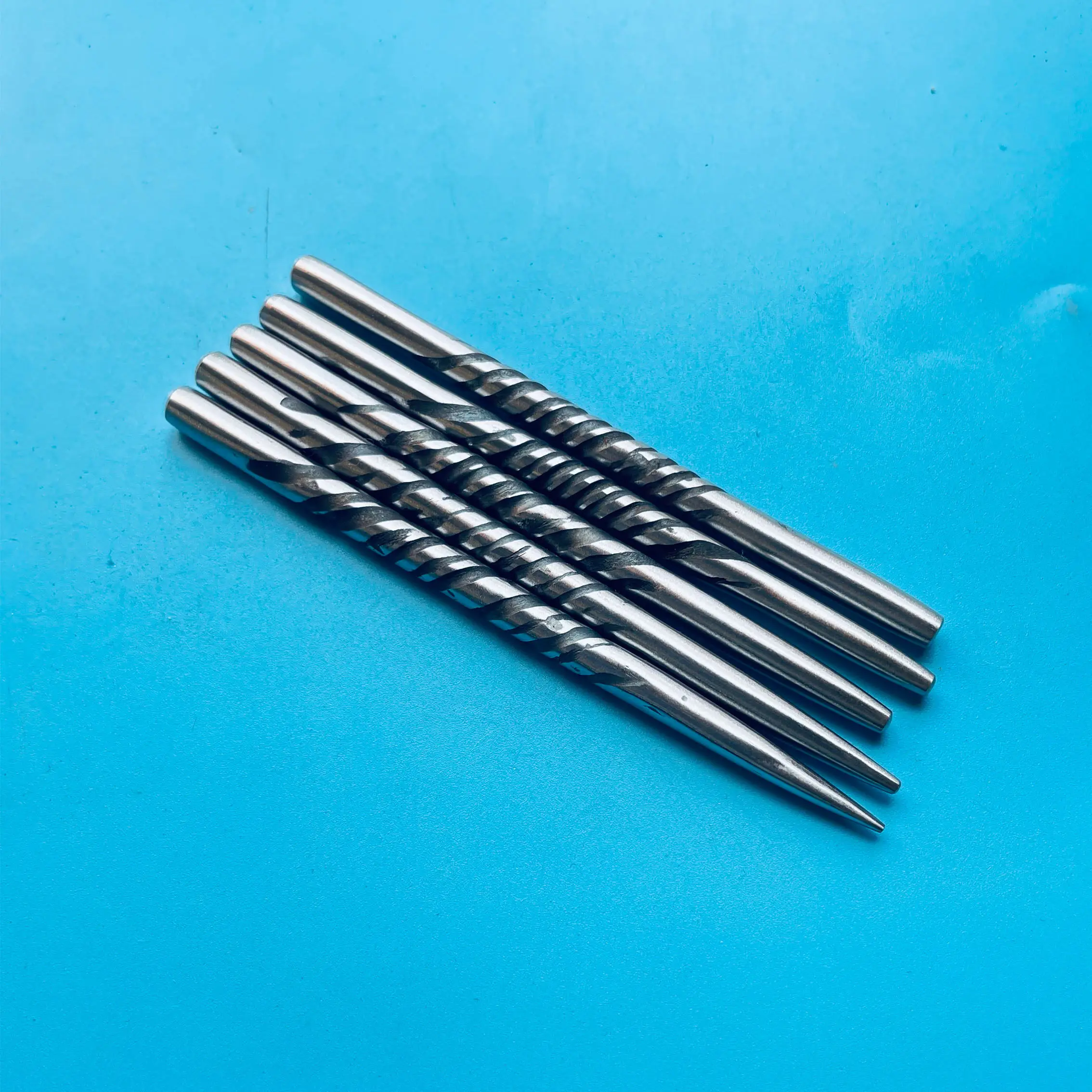 Ingenuity Xiji Produziert Handgefertigte Silber-Gravurwerkzeuge Silbermeißel Schmuckwerkzeug Gravurmesser Spiralmeißel Blumenmeißel – Detail 7