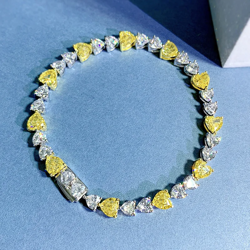 

Heart Shaped Yellow Diamond Bracelet for Women's S925 Sterling Silver 50 Points Gold-plated love Light Luxury and Exquisite