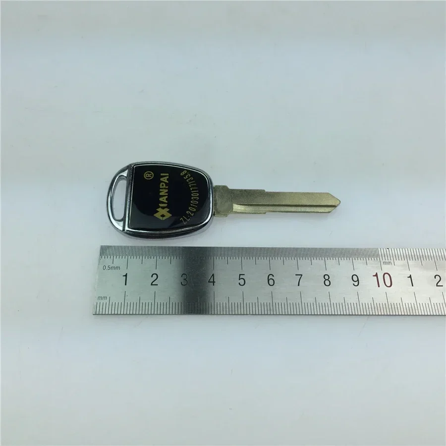 For mzd3m5M6 Familia 323 car key blanks left slot and right slot free shipping
