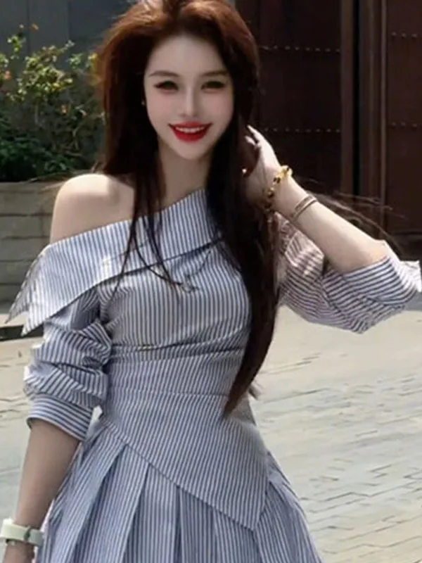 

Korean Style Stripe Shoulder Shirt Short Skirt Pants Set Women's Fashion Autumn New Arrival Luxury Fragrance Wind Ensemble