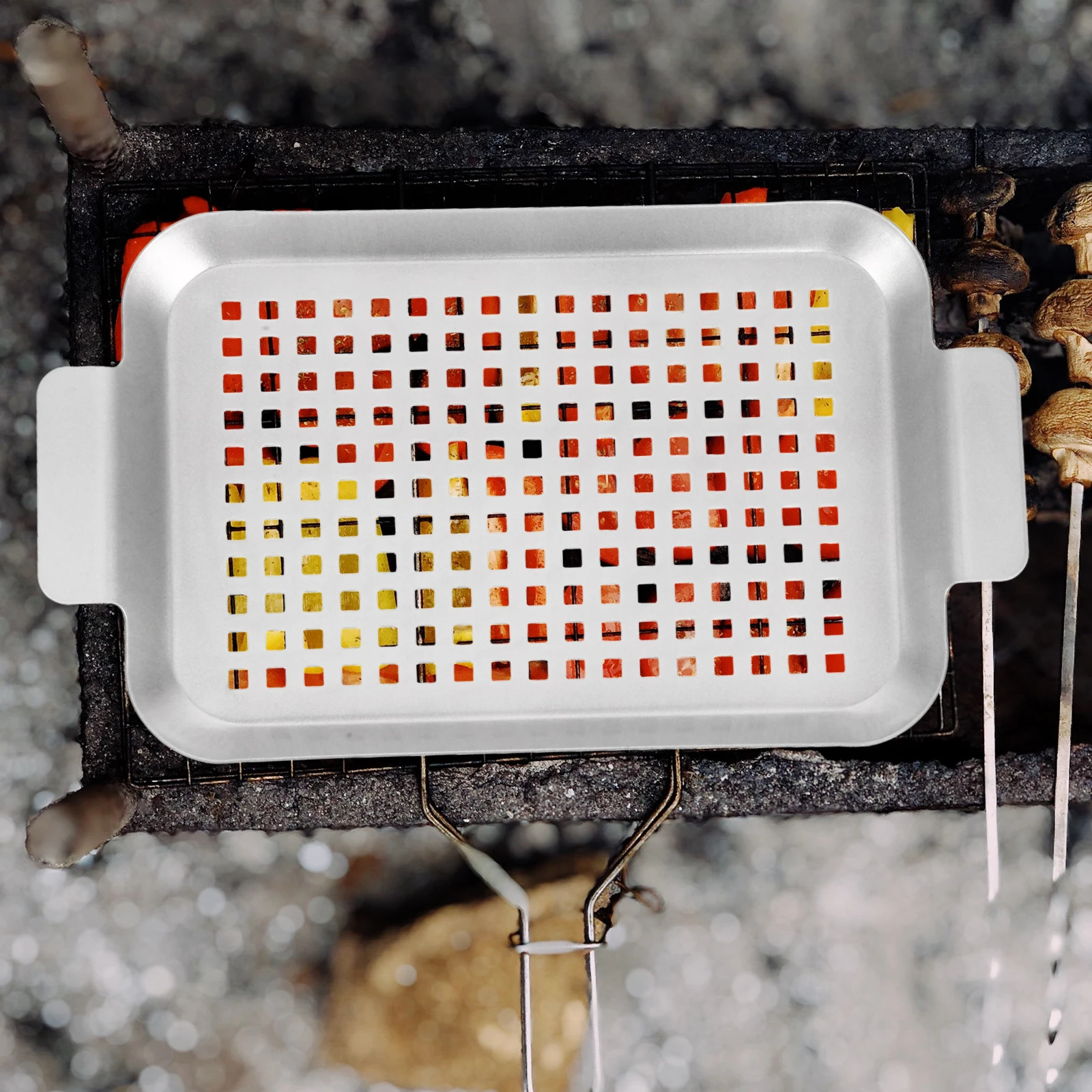 

1 Set Outdoor Grill Pan For Bbq Camping Perforated Design Fat Draining Raised Edges Sturdy Handles Multifunction Iron Roasting