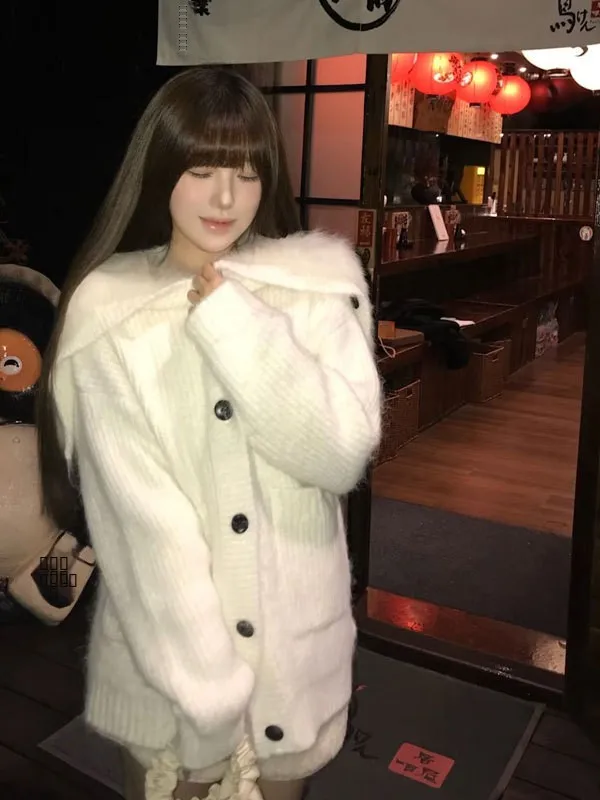 

Мягкий, красивый, свободный вязаный свитер на одной пуговице, модный зимний топ для женщин, удобный, с длинными рукавами, с темно-синим воротником