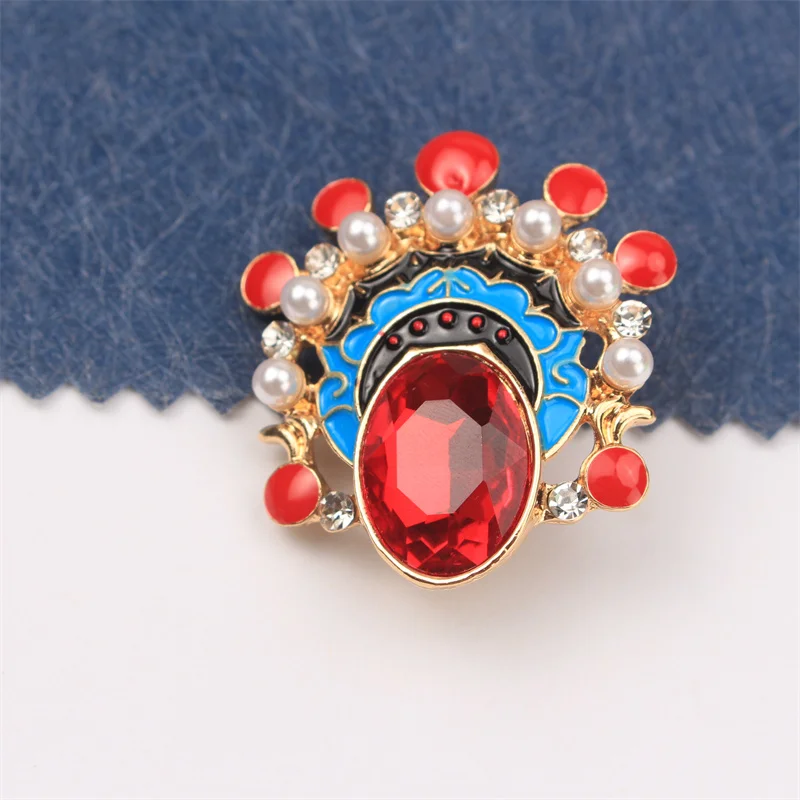 1 Piece Luxury Novelty Elegant Inlaid Peking Opera Face Painting Ladies Brooch Enhance Charm Versatile Vintage