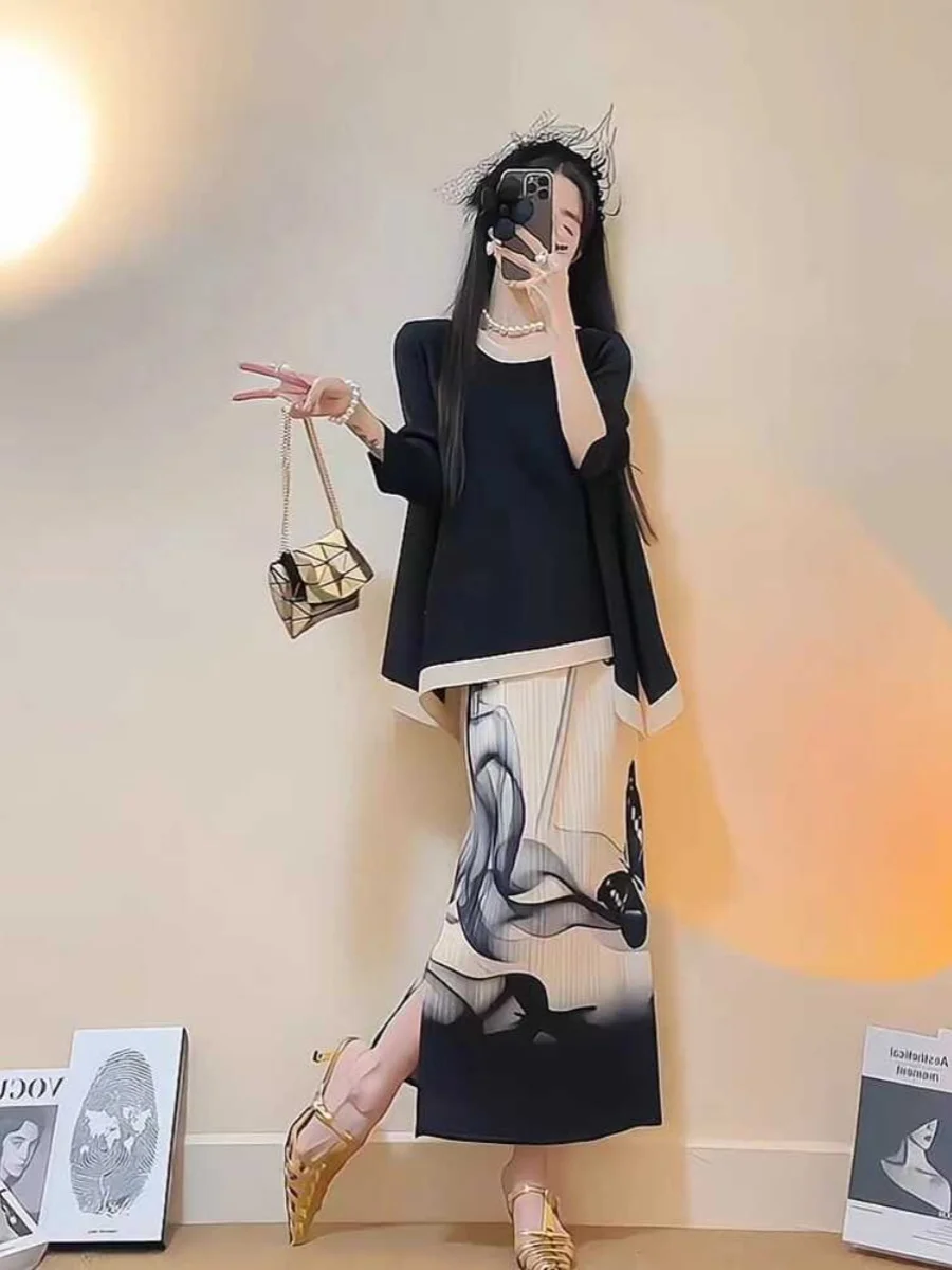 

Loose Women's Midi Skirt with Gradient Painting And Pleats New 2025 Fashion Traditional Chinese Style Top And Skirt Set