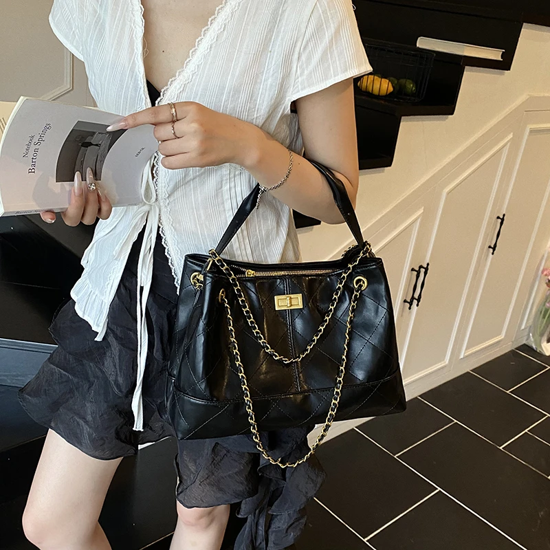 

Designer Inspired Luxury Leather Shoulder Bag For Women Messenger Handbag Elegant Classic Tote With Crossbody Strap