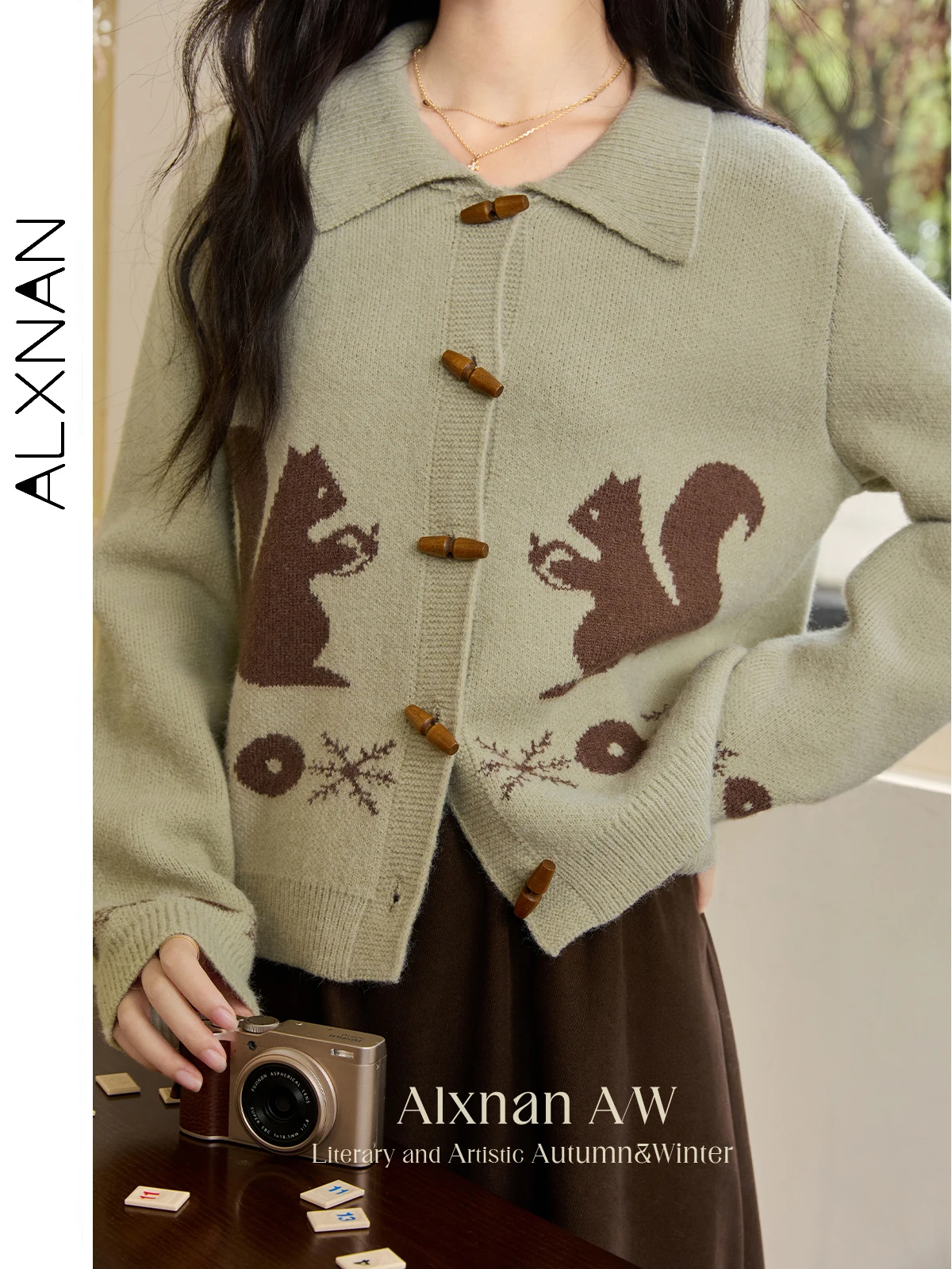 ALXNAN Women's Autumn Vintage Cardigans Horn Toggle Button Squirrel Pattern Lapel Collar Long Sleeve 2024 Lady Sweater DYL661323