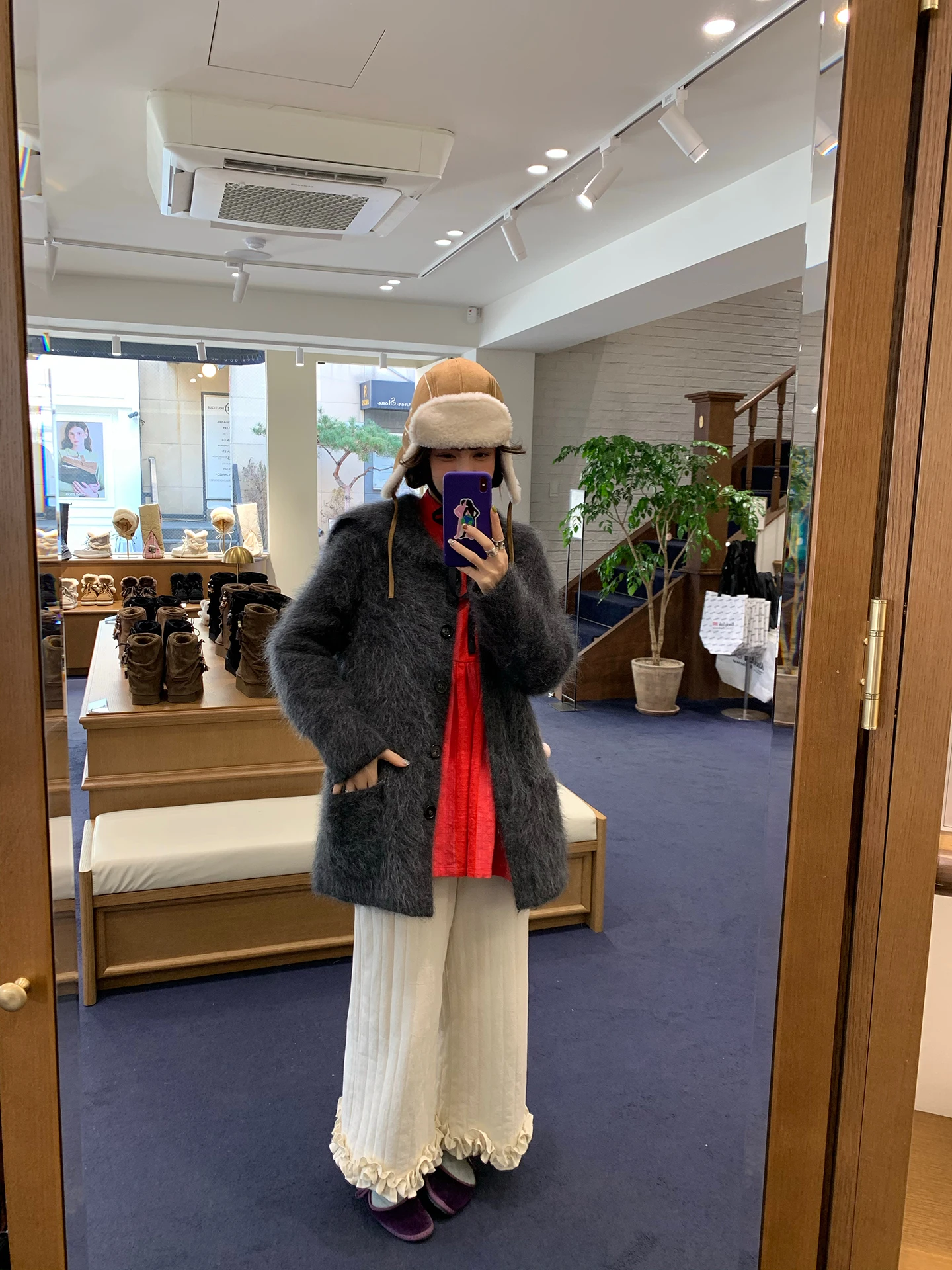 

Кардиган Le Rouge Week Beau Snow Velvet, вязаный, с воротником, удлиненный рукав, стандартный крой, винтажный стиль, для женщин...