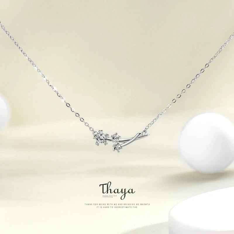 

Thaya 100% S925 Sterling Silver Necklace Dandelion Zircon White Necklace for Women Engagement Crystal Chorker Elegant Jewelry