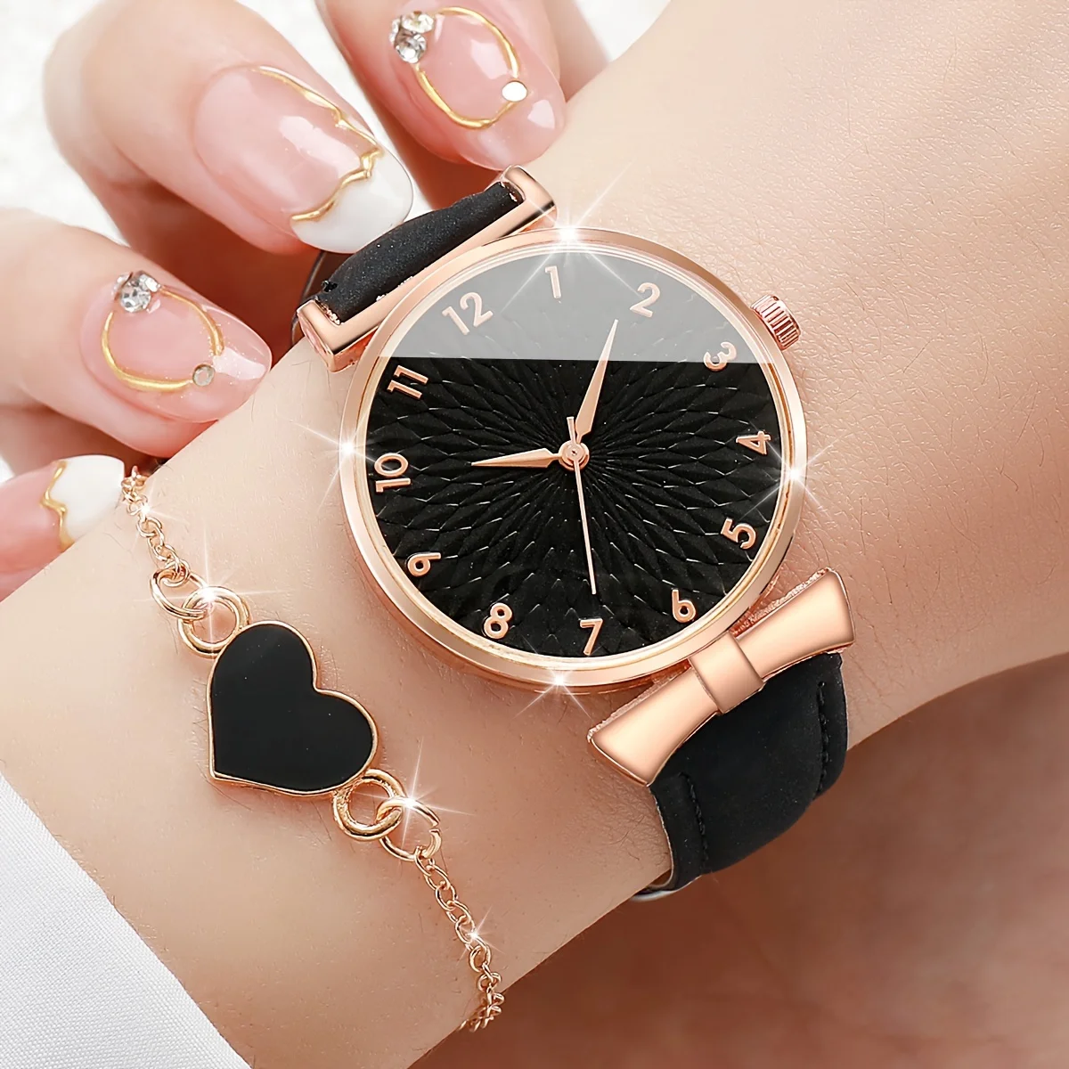 5PCS/Set Women\'s Watch Fashion Leather Band Quartz Watch with Heart Jewelry Set(Without Box)