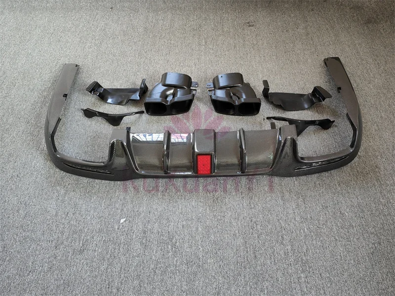 Used for the 14-17 Mercedes Benz W222 S63 high-quality carbon fiber B-style rear diffuser body kit