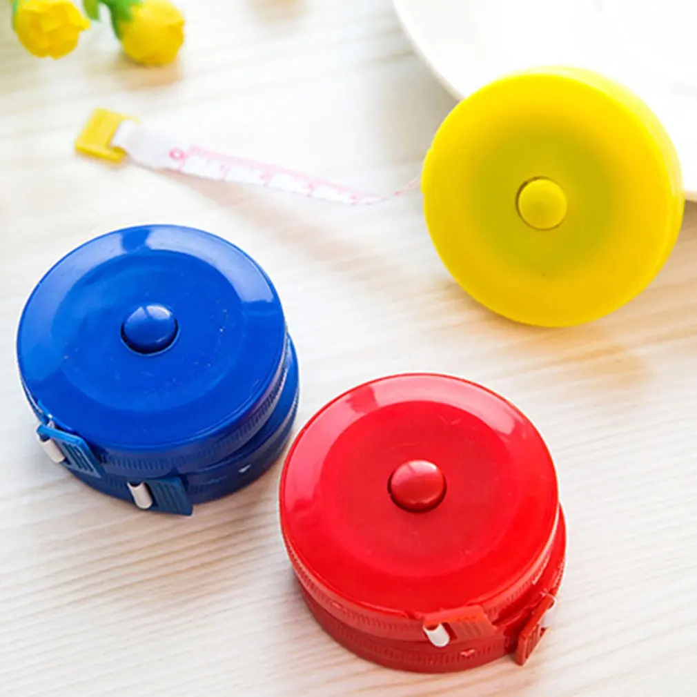 Przenośny rozmiar cukierkowy kolor mały plastikowy chowana taśma mierzenia odzieży nóżki miękkie małe taśmy linijki 1 szt losowy kolor