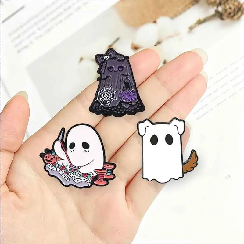 2-3pcs/set Halloween Skeleton Ghost Mushroom Enamel Pins Horror Evil Clown Voodoo Doll Witch Cat Pumpkin Skull Brooch Badge Gift