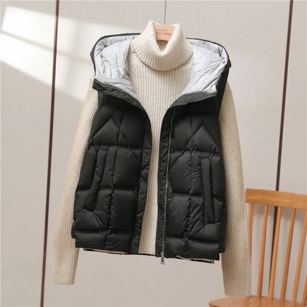 2024 New Autumn Winter Hooded Puffer Waistcoat Women Lightweight Warm Loose 90% White Duck Down Short Sleeveless Vest