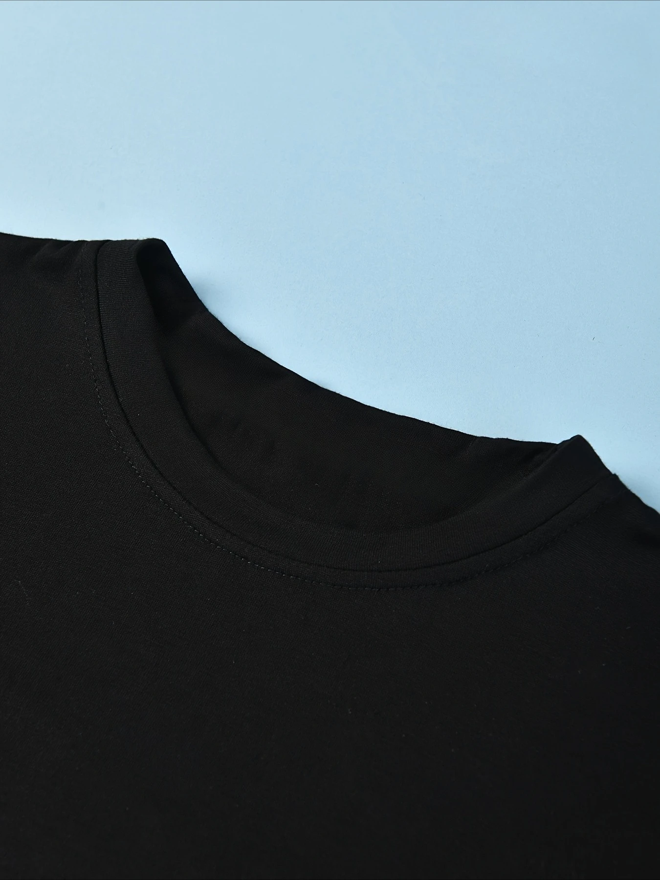 تي شيرت عيد الميلاد للفتيات - قميص علوي بأكمام قصيرة مطبوع عليه رسوم كرتونية لطيفة للشباب، تي شيرت نابض بالحياة مع زهور ونجوم ملونة