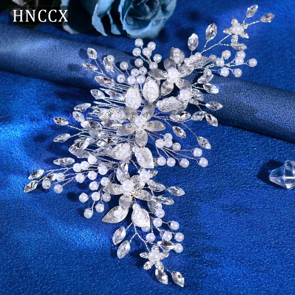 

HNCCX Alloy Flower Rhinestone Bridal Hair Comb Wedding Fashion Hair Accessories Banquet Party Headwear Bride Headdress CP870