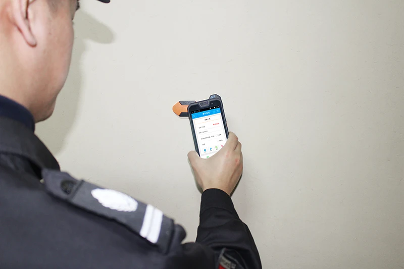 

LANDWELL Cloud 9C Support NFC, WIFI, 4G Security Abdroid Touch Screen Guard Equipment Guard Tour Patrol System