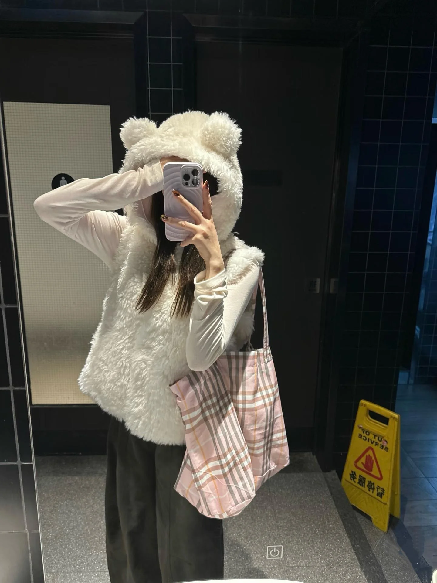 

Мягкий яркий жилет с пушистым медведем, топ, женская осенне-зимняя внутренняя одежда со складками, милый универсальный дизайн с изображением медведя для поездок на работу